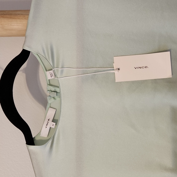 NWT Vince Seafoam Silk Boxy Top, Size XS - Picture 6 of 6